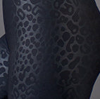 SLIM Luxe Embossed Capri